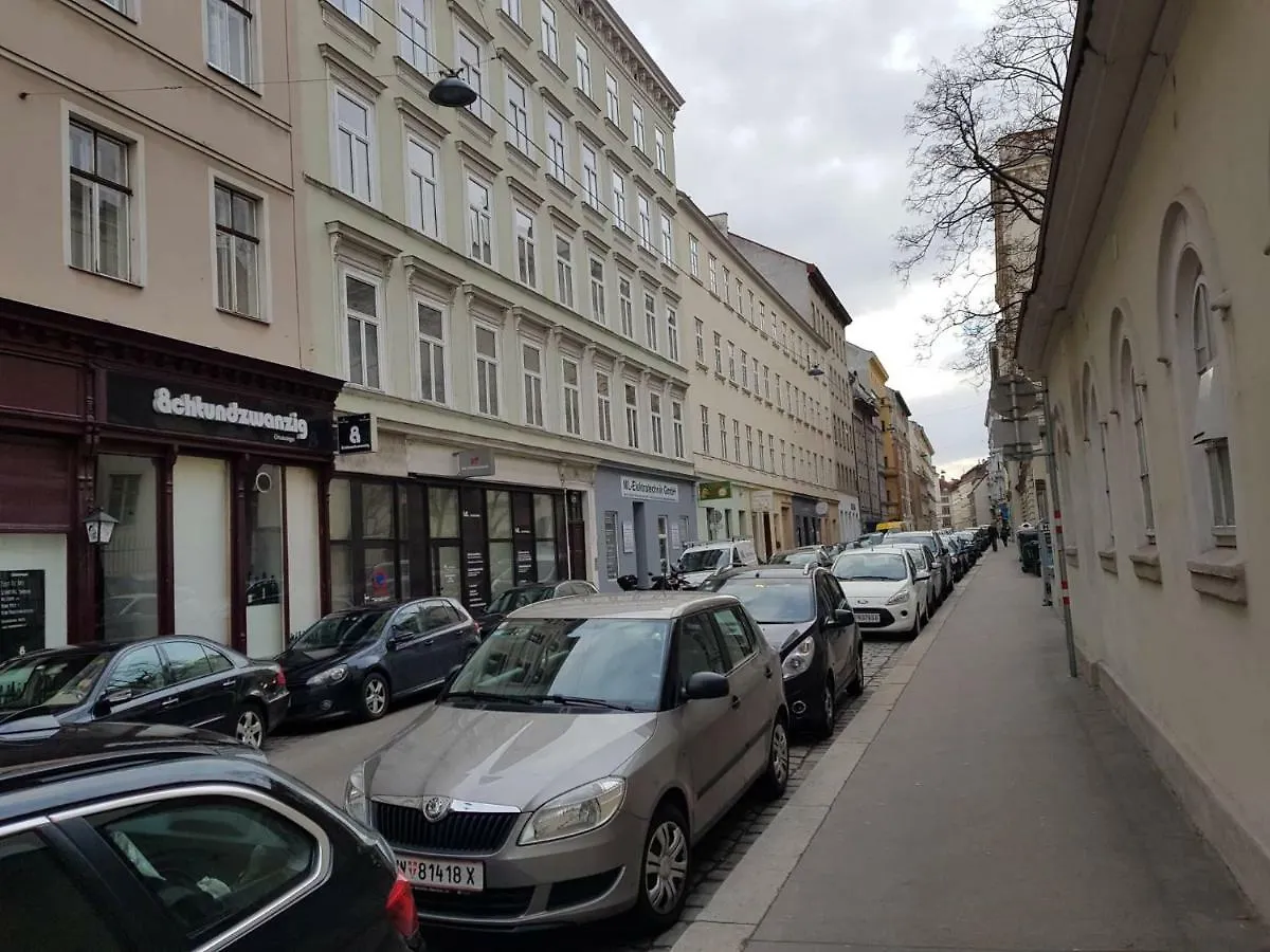Ferienwohnung Schloessel 26/16 Vienna 0*,
