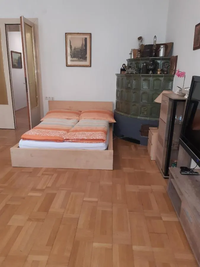 Ferienwohnung Schloessel 26/16 Viyana